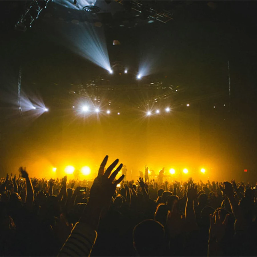 Live music headliners